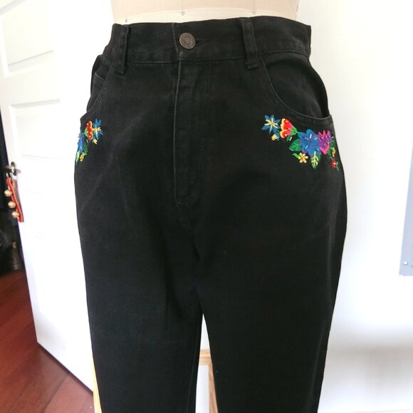 Floral Embroidered Black Jeans - Picture 5 of 6